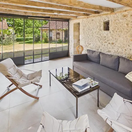 Dom wakacyjny Maison Avec Piscine Proche Lascaux Iv - 8 Pers