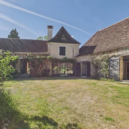 Dom wakacyjny Maison Avec Piscine Proche Lascaux Iv - 8 Pers *